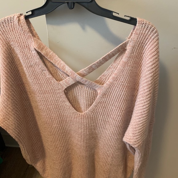 Sweater - criss cross back - Picture 2 of 2